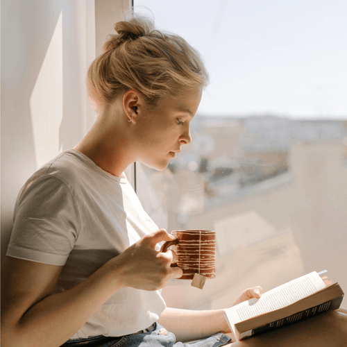 The Best Teas for Hormone Imbalances and Hormonal Acne